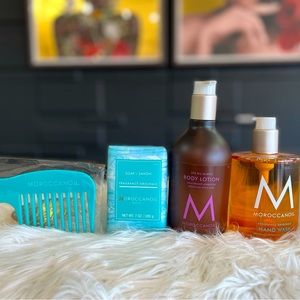 Brand new ! Moroccanoil sets